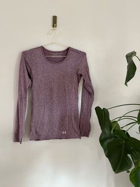 💖3 for $25 bundle💖 Under Armour Women's Long Sleeve Crew Neck Shirt